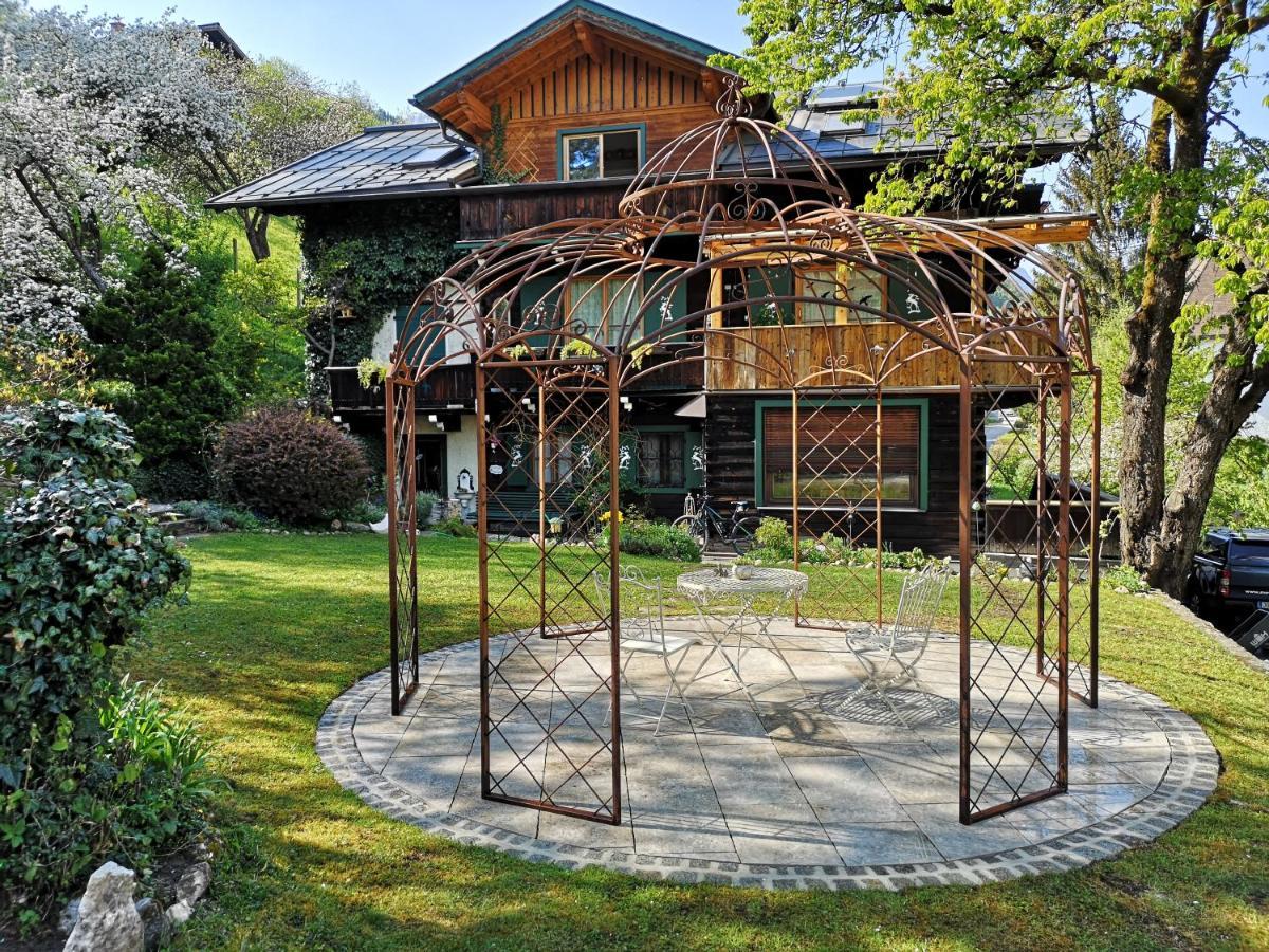 Haus Weidmannsheil - Wohnen Im Romantischen Forsthaus Werfen Kültér fotó